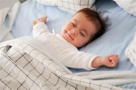 Bebeğinizin Uyku Düzeni: İyi Bir Gece Uykusu İçin İpuçları